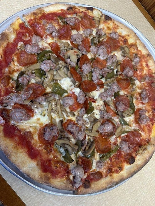 Louie & Ernie's Pizza by null