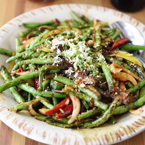 Mission Chinese Food by null