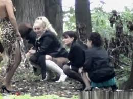 outdoor wedding pissing voyeur|Wedding guest and bride pee voyeur in the forest - ThisVid.com