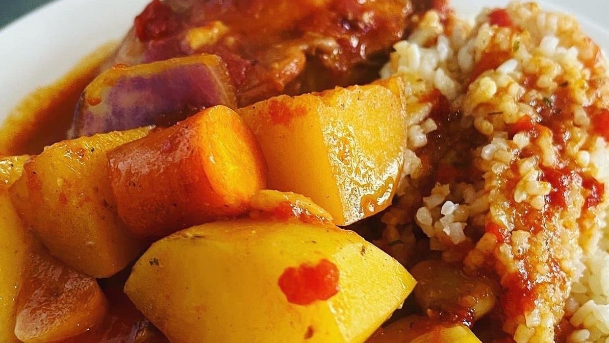 Uncle Milton’s catering by null