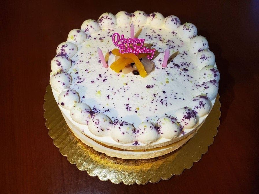 Auntie Em's Fine Foods & Pastries by null