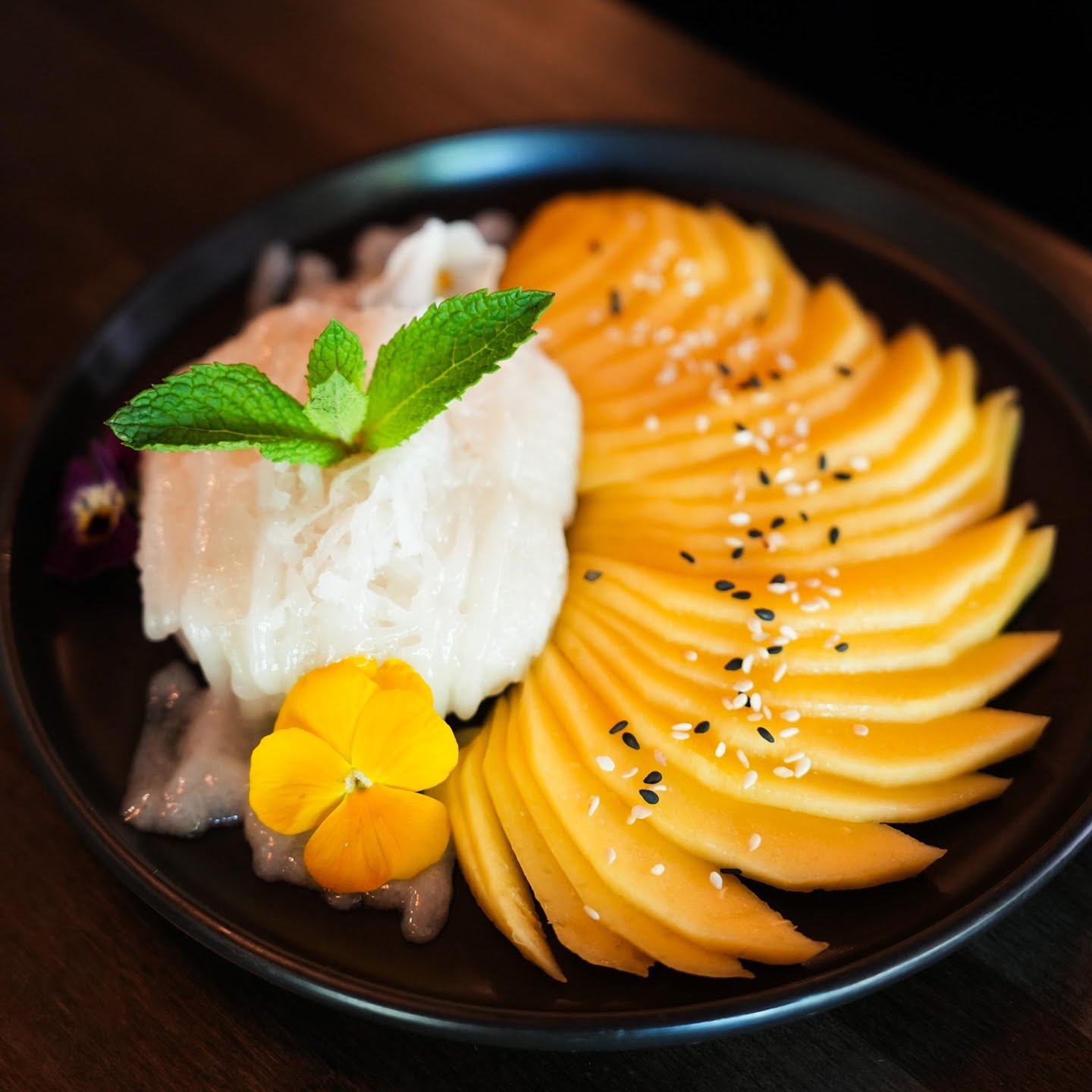 Som Dee Thai Kitchen & Bar by null