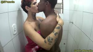 Negro dotado comento uma ninfeta de oculos e linger mqtat jpg x Negro dotado