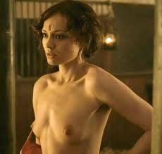 Laura haddock hot doggie in da vinci demons jpg x Laura haddock sexy