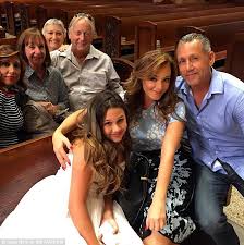 Exclusive charlie sheen and leah remini get attacked bats crackle film mad families jpg x Leah remini sexy