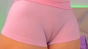 No panties no bra at the camel toe cameltoe pussy shape watch online jpg x Gym cameltoe