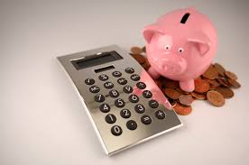 Sparetips | Gå gjennom økonomien din - du vil bli forundret over hvor lett du også kan spare relativt mye penger med enkle grep!