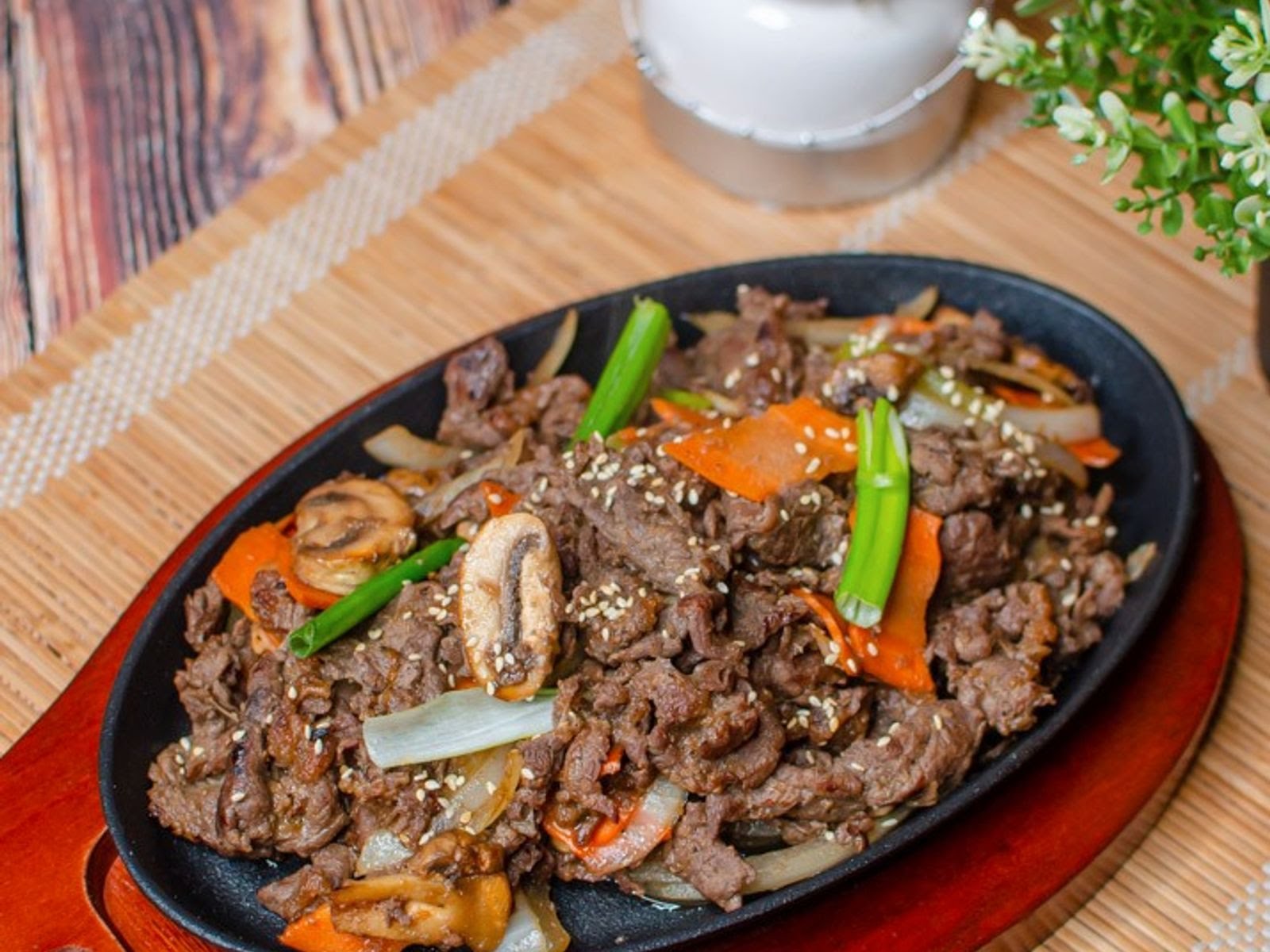 Han Mi Jeong by null