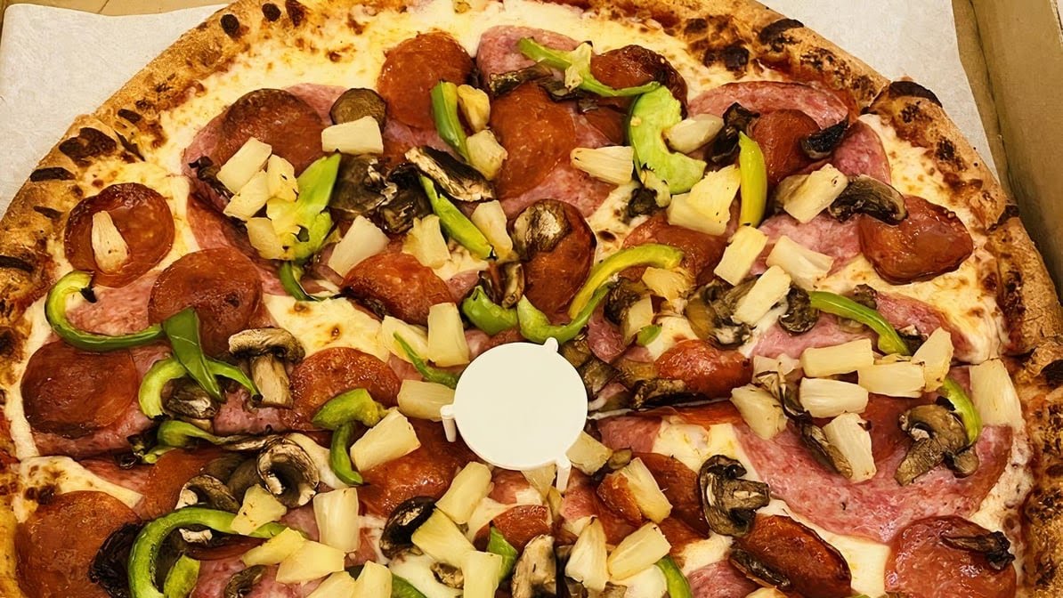 A Pizza Mart by null