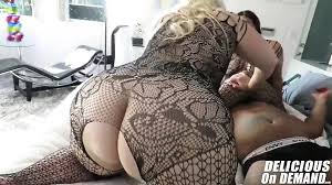 Free smother porn videos from thumbzilla jpg x Bbw smother