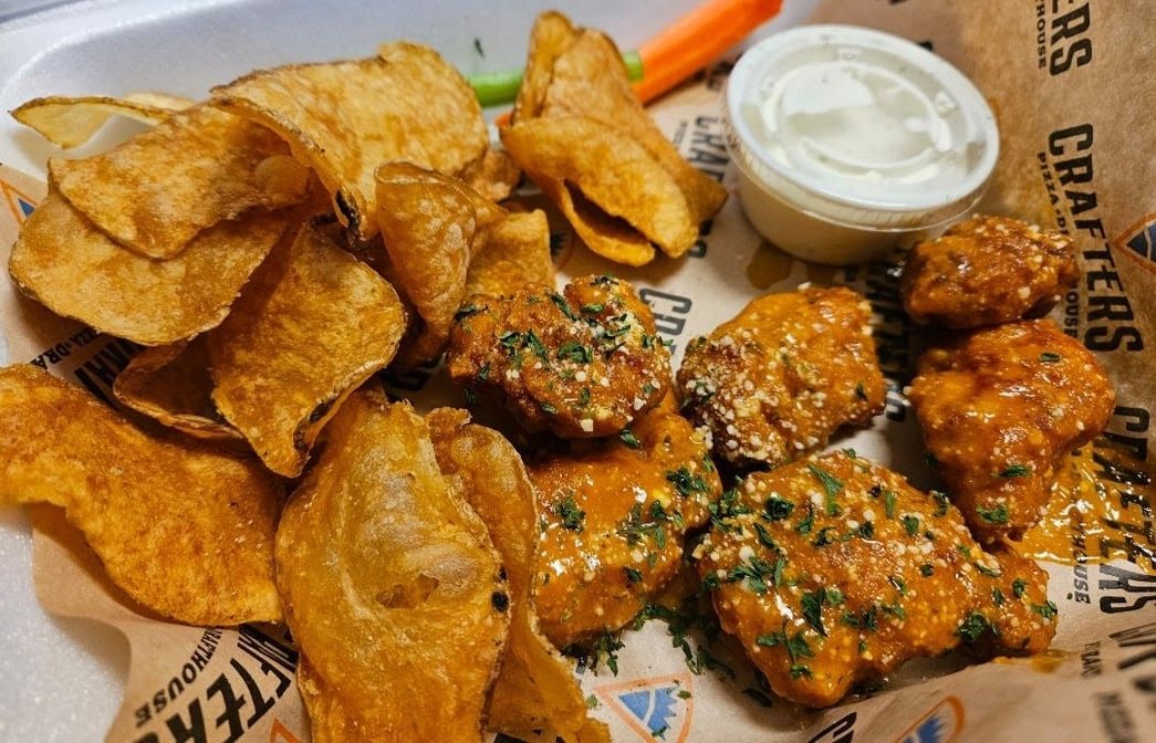 Crafters Pizza and Drafthouse by null