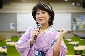 水谷ゆりこ|カンシキ・女性が照らす闇：／下 捜査の主役、日々挑戦 企画指導係・水谷百合子（３７）、翁砂織（５０） ／奈良 | 毎日新聞