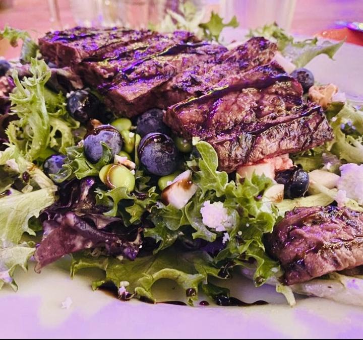 Chez Zee American Bistro by null