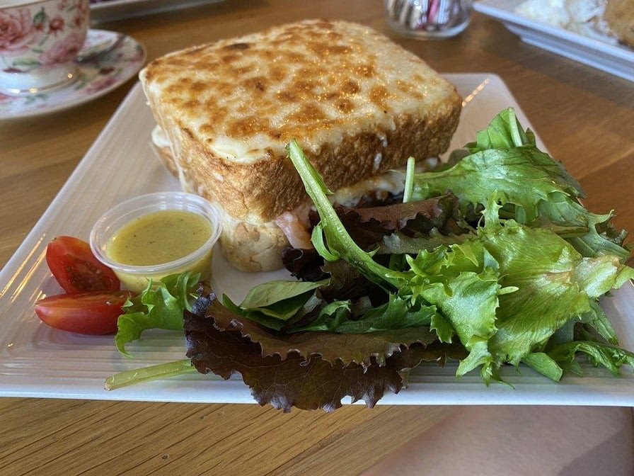The Real Crepe by null
