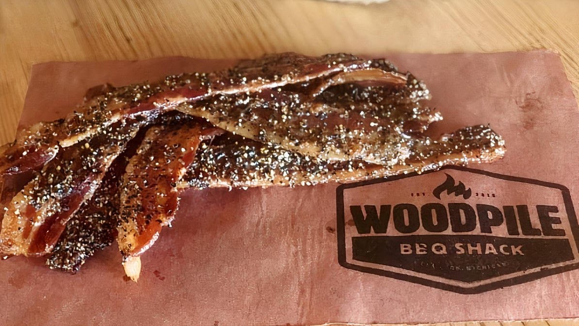 Woodpile BBQ by null