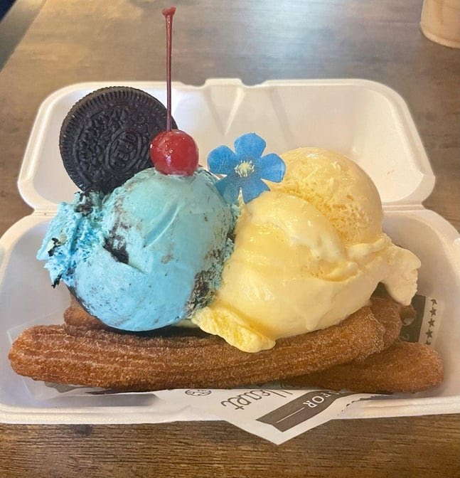 Con Sabor a Sinaloa: Sushi, Churros, Coffee & Ice Cream by null