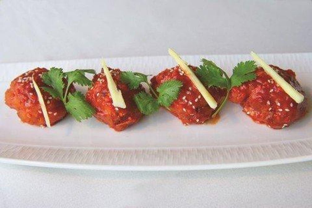 Cross Culture by null