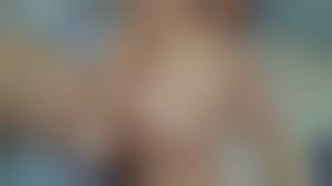 デブ熟女のマンコ|ぽっちゃり日本人熟ママの愛液マンコをまんぐり返しで舐めてから中出し - Pornhub.com