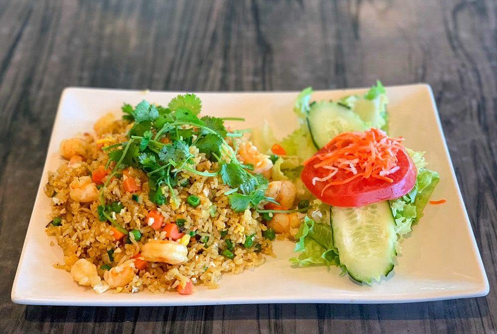 Pho Ca Dao & Grill by null