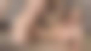 granny pussy open |Grandma showing her big, open Pussy - XNXX.COM