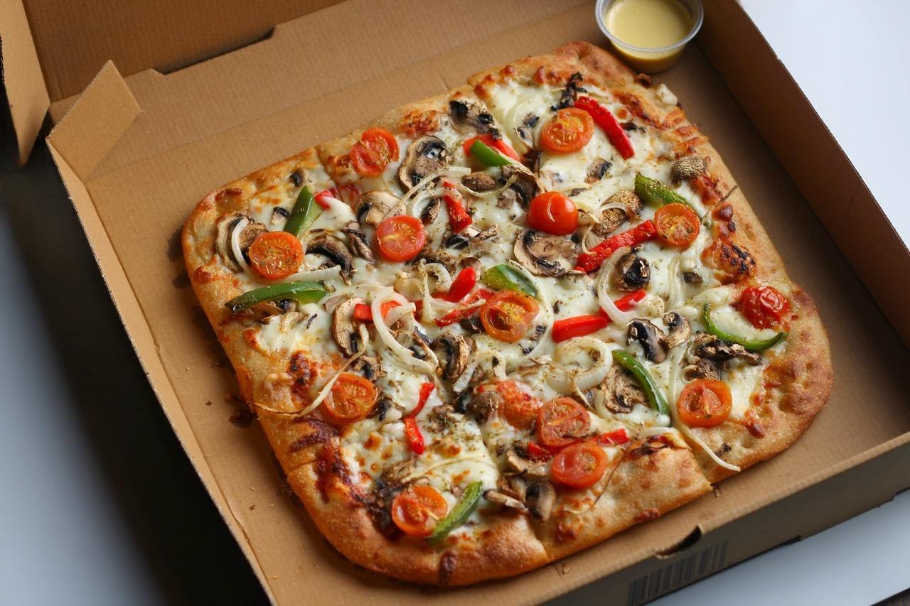 La Fontana Italian Restaurant & Pizzería by null