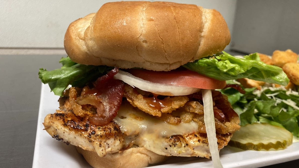 Brewski’s - Grill, Sports Bar, & Casino by null