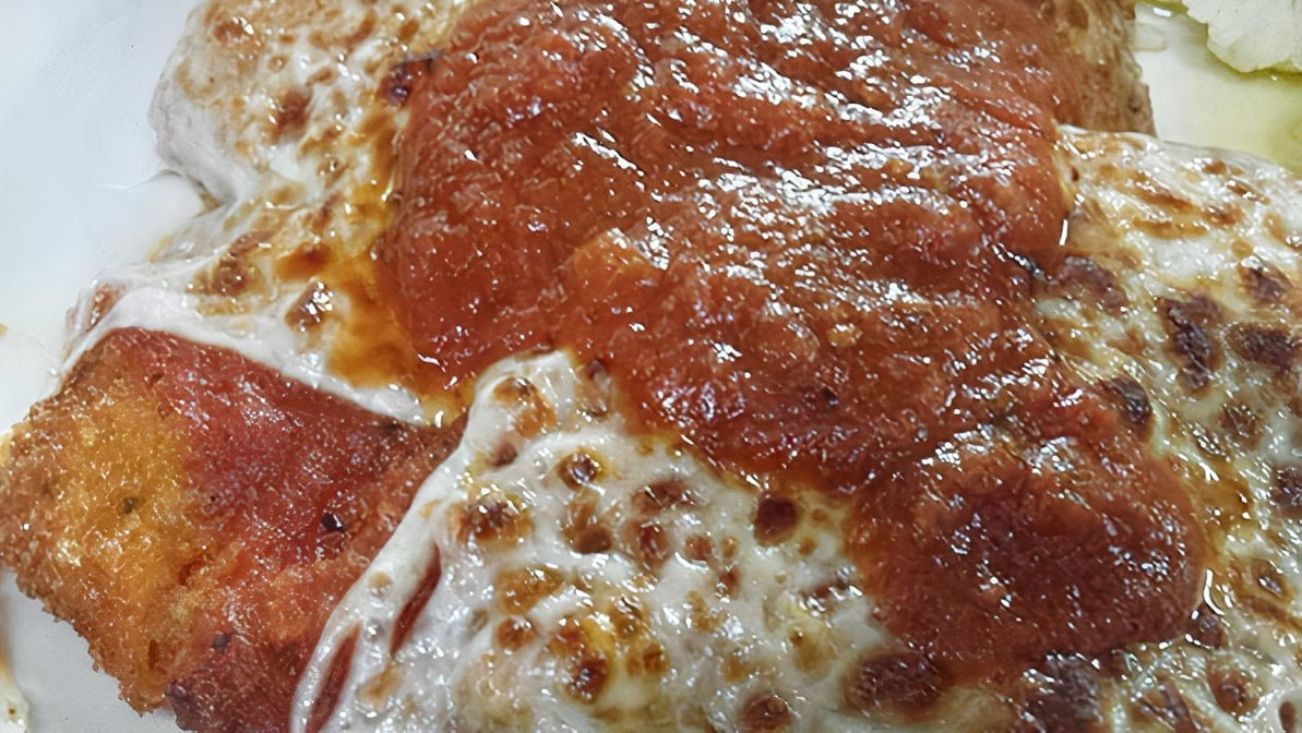 Pete & Elda's Bar / Carmen's Pizzeria by null