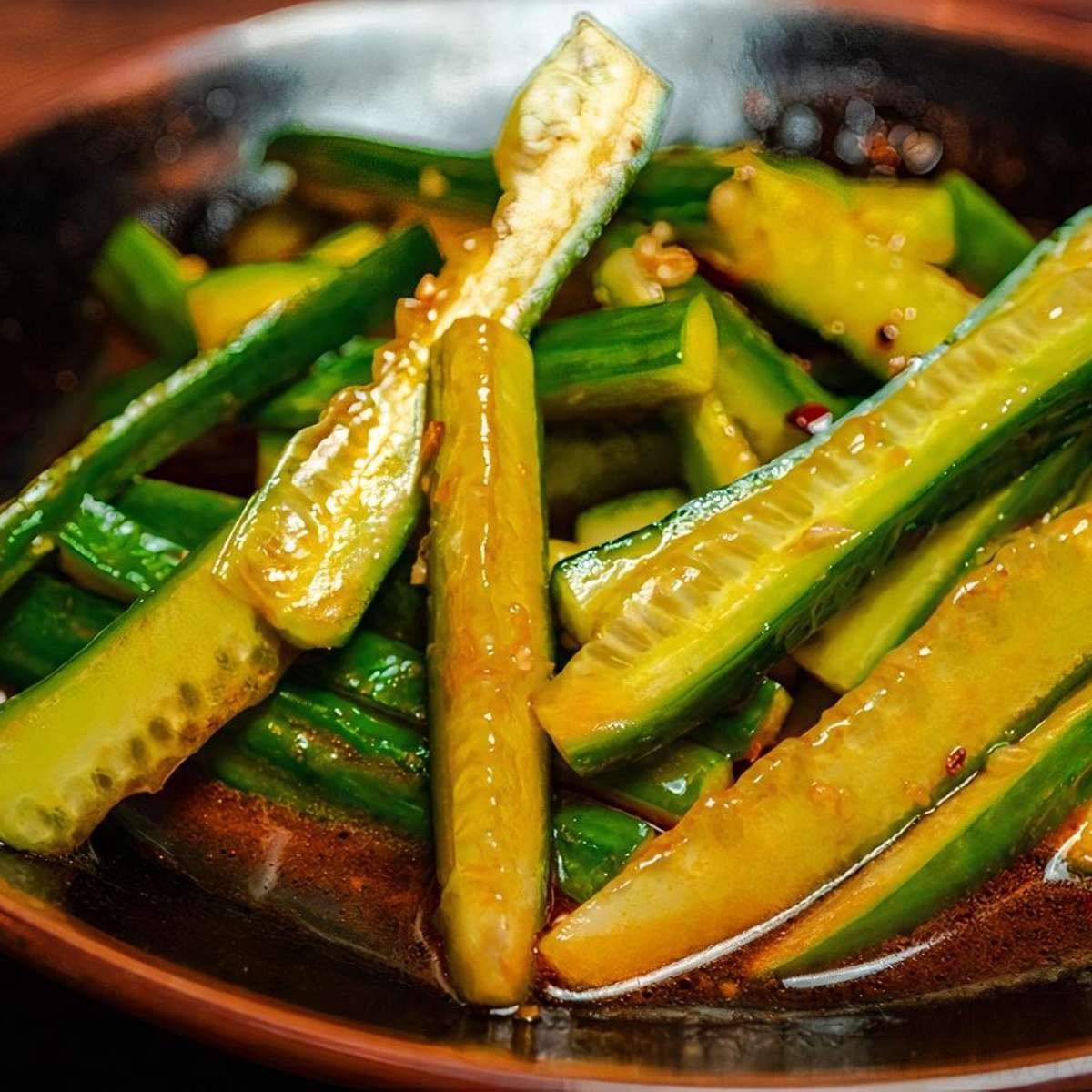 Jiang's Kitchen 疆湖 - Halal Chinese Food by null