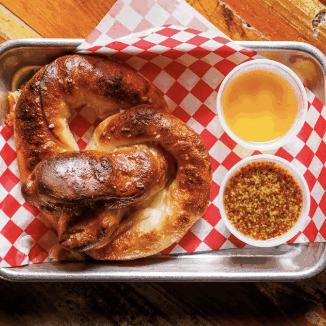 Toss Pizzeria & Pub by null