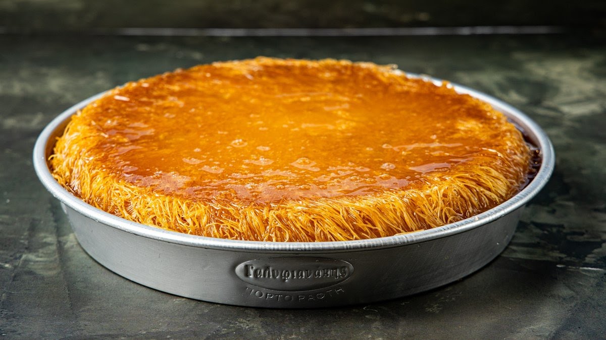 Georgios Galifianakis by null