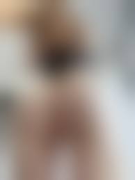 маленькие целки gif|Гиф анимация Пони смотрящий в объектив камеры из мультсериала Мои маленькие  пони: Дружба — это чудо / My Little Pony: Friendship is Magic, by age3rcm