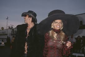 Tommy lee tumultuous family life a look at his rocky history with pamela anderson jpg x Pamela anderson tommy