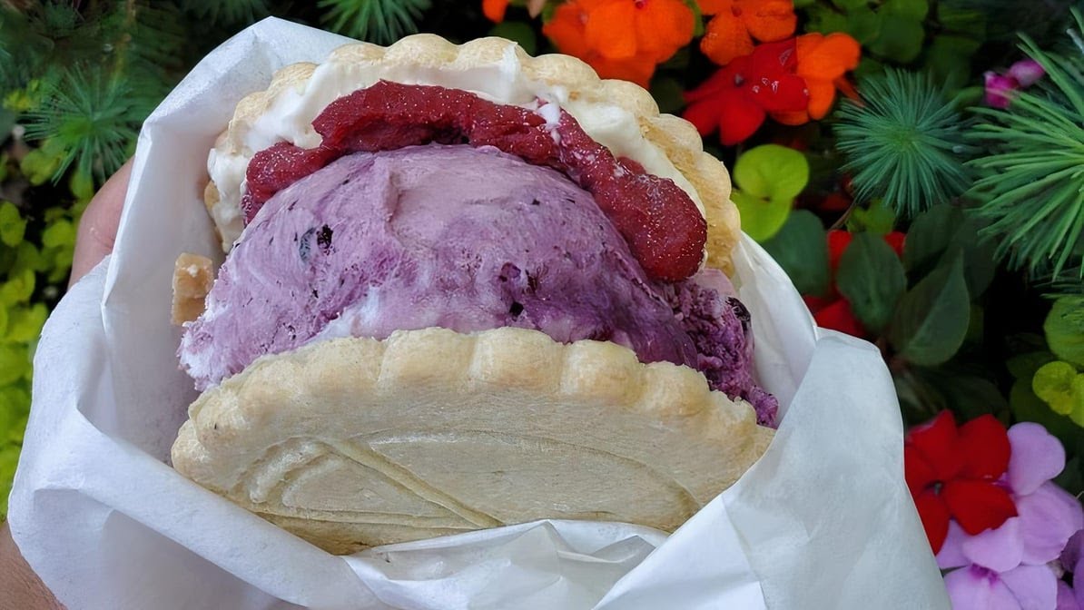 Peace Pie by null