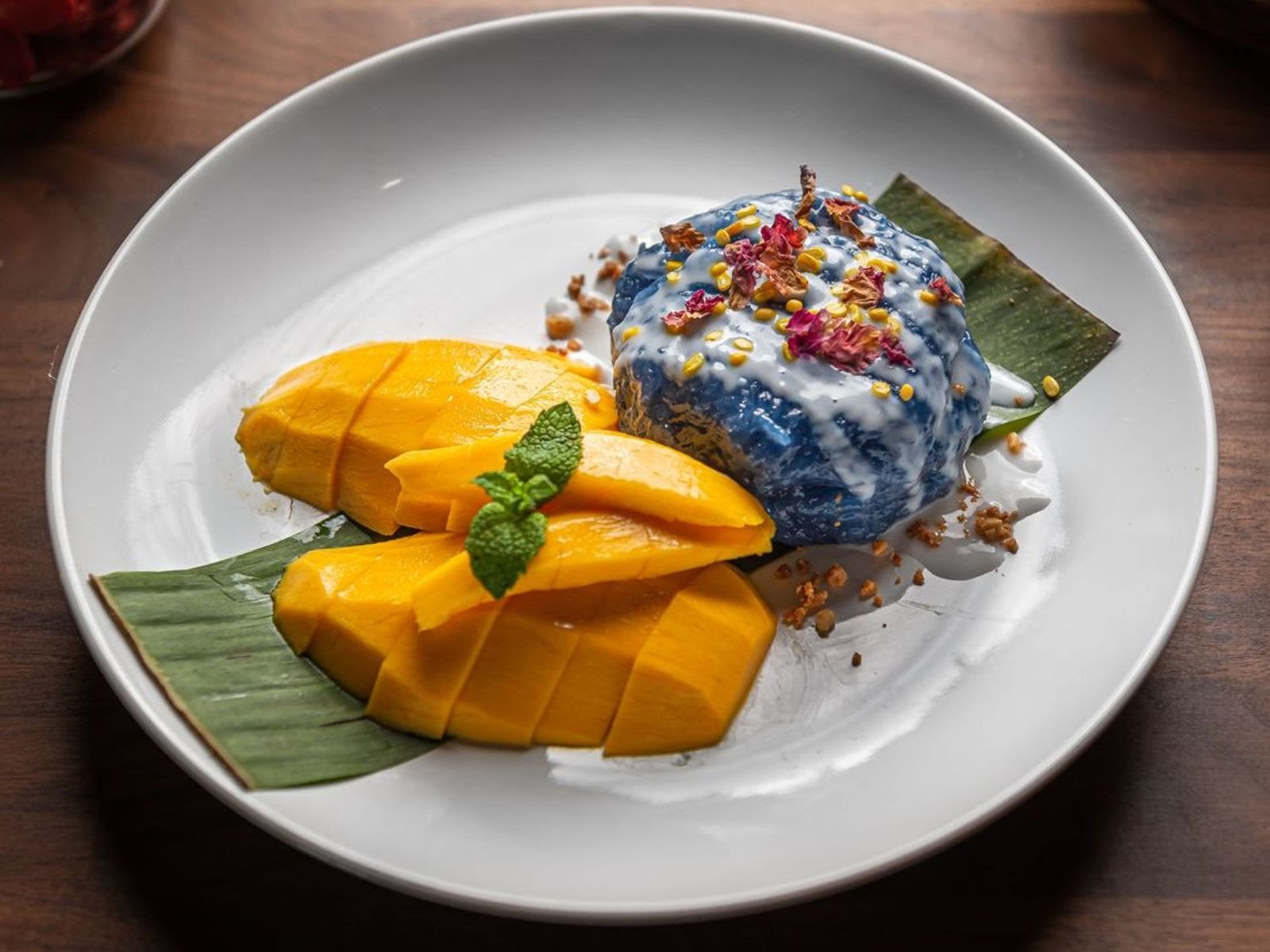 White Elephant by null