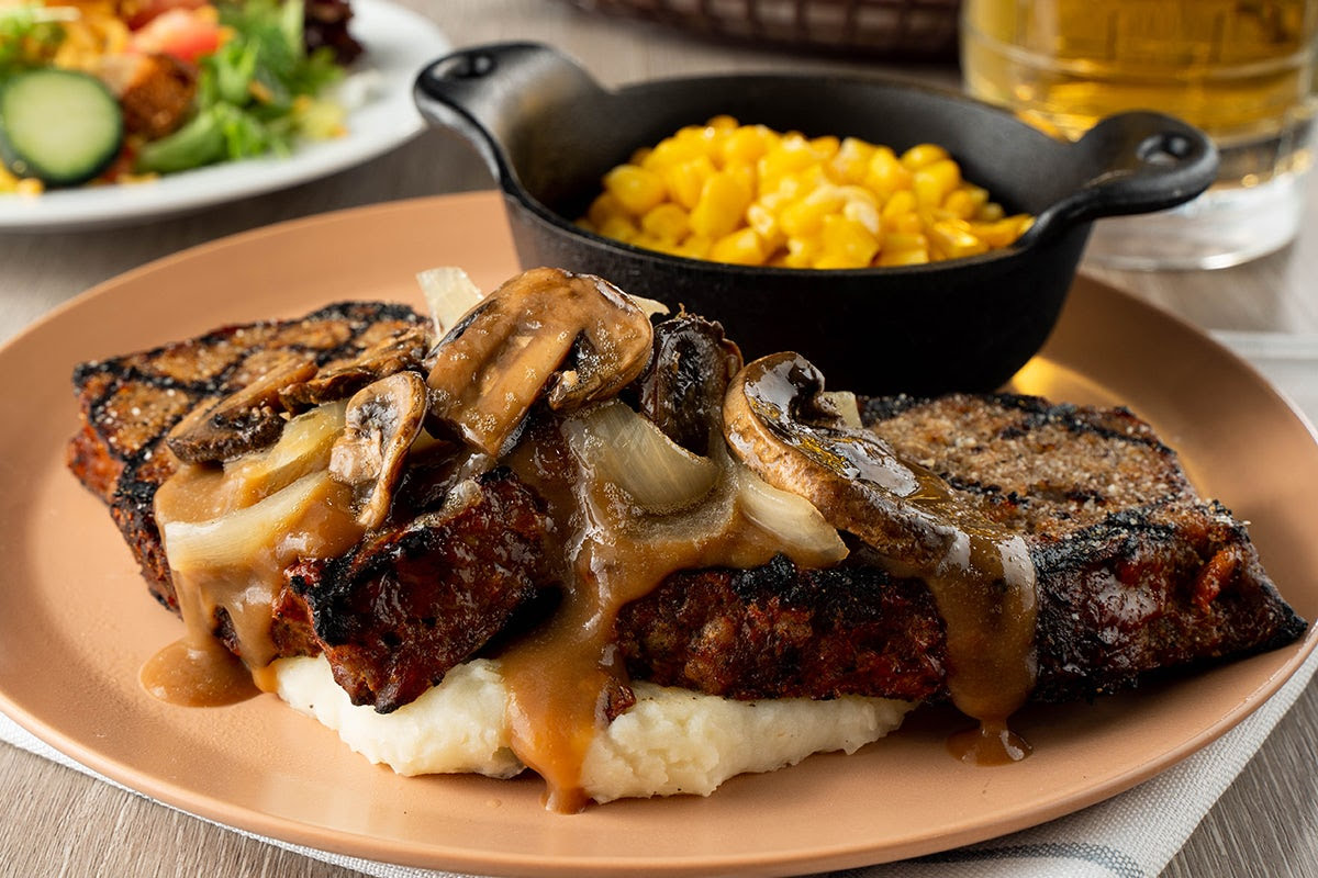 Logan's Roadhouse by null