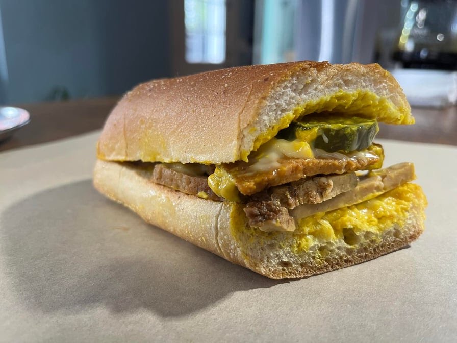 LUHV VEGAN DELI by null