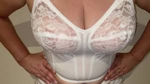 Plumps and big booties porn katie thornton bra busting jpg x Bra big