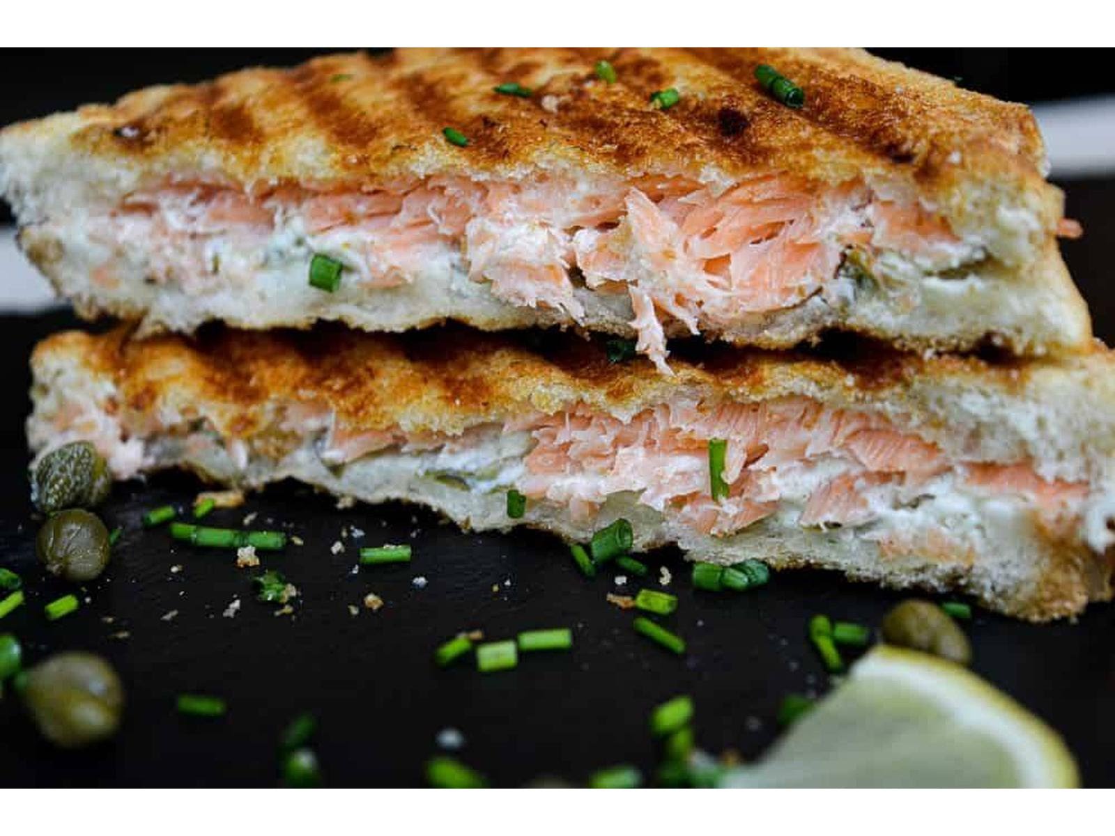 DisFruta Juice Bar Dyckman by null