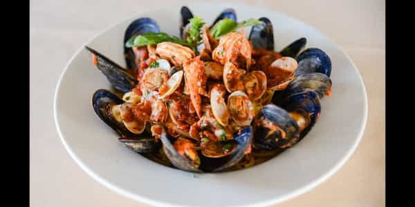 Nino's Italian Restaurant by null