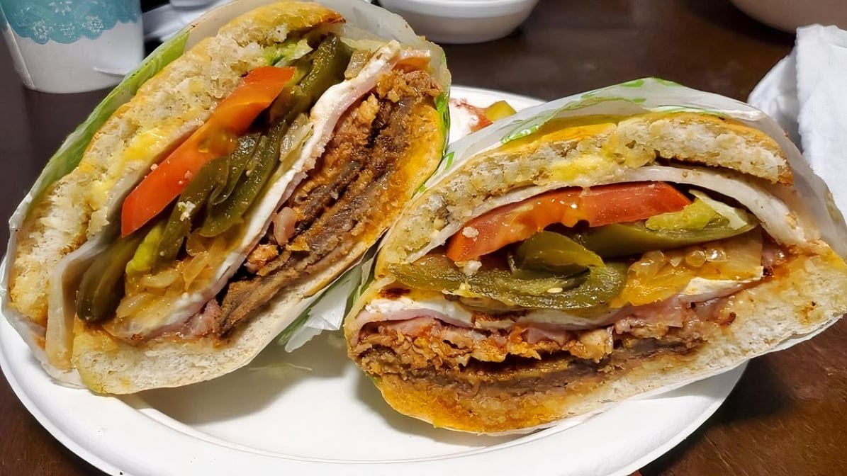 El Gallo Giro by null