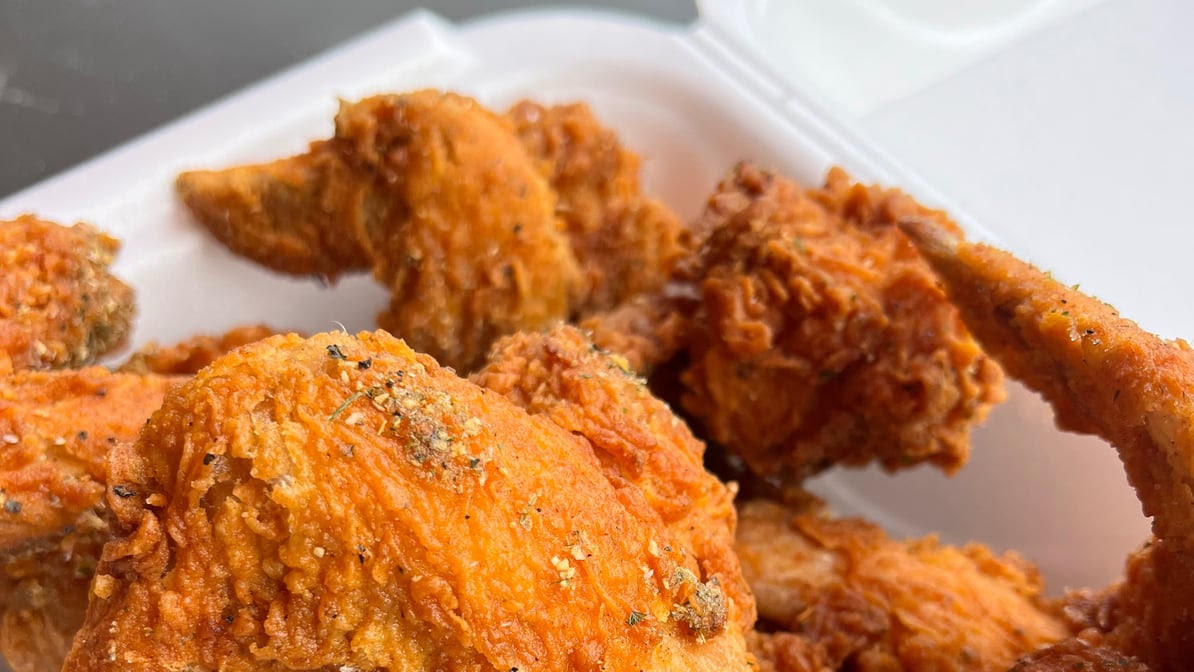 Atl Sports Bar 2 by null