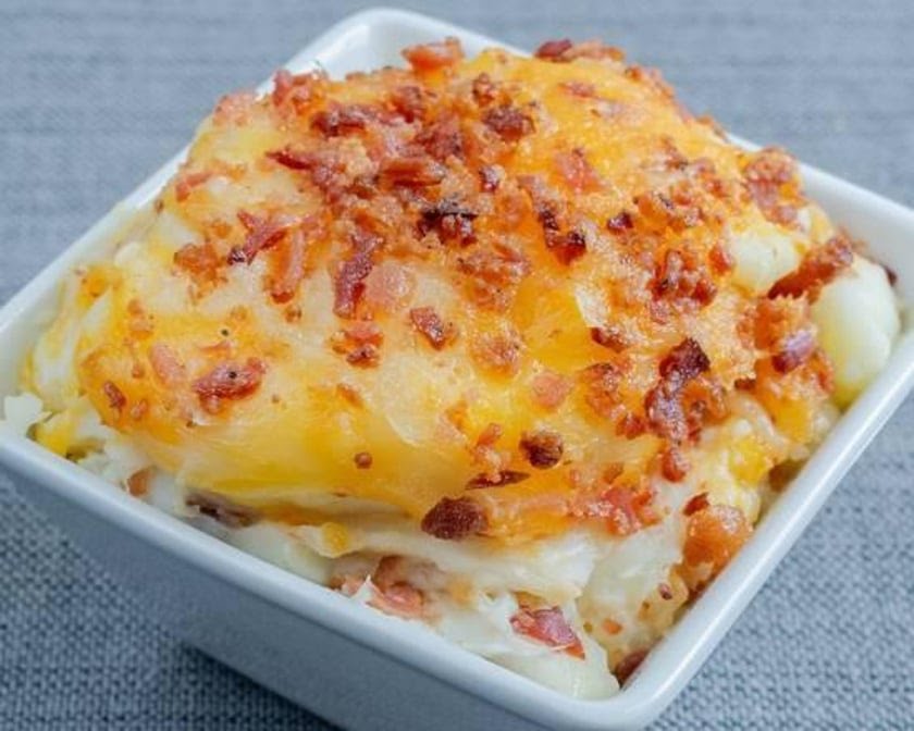 Central Kitchen by null