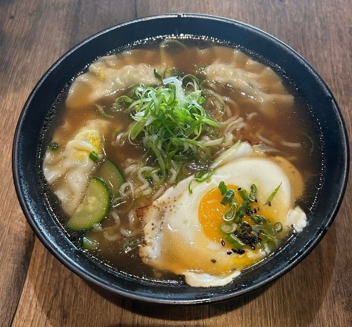 Cross Street Chicken and Beer (DELMAR) by null