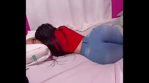 I fuck friend cheating girlfriend amazing big ass in tight jeans amateurs jpg x Jeans ajustado