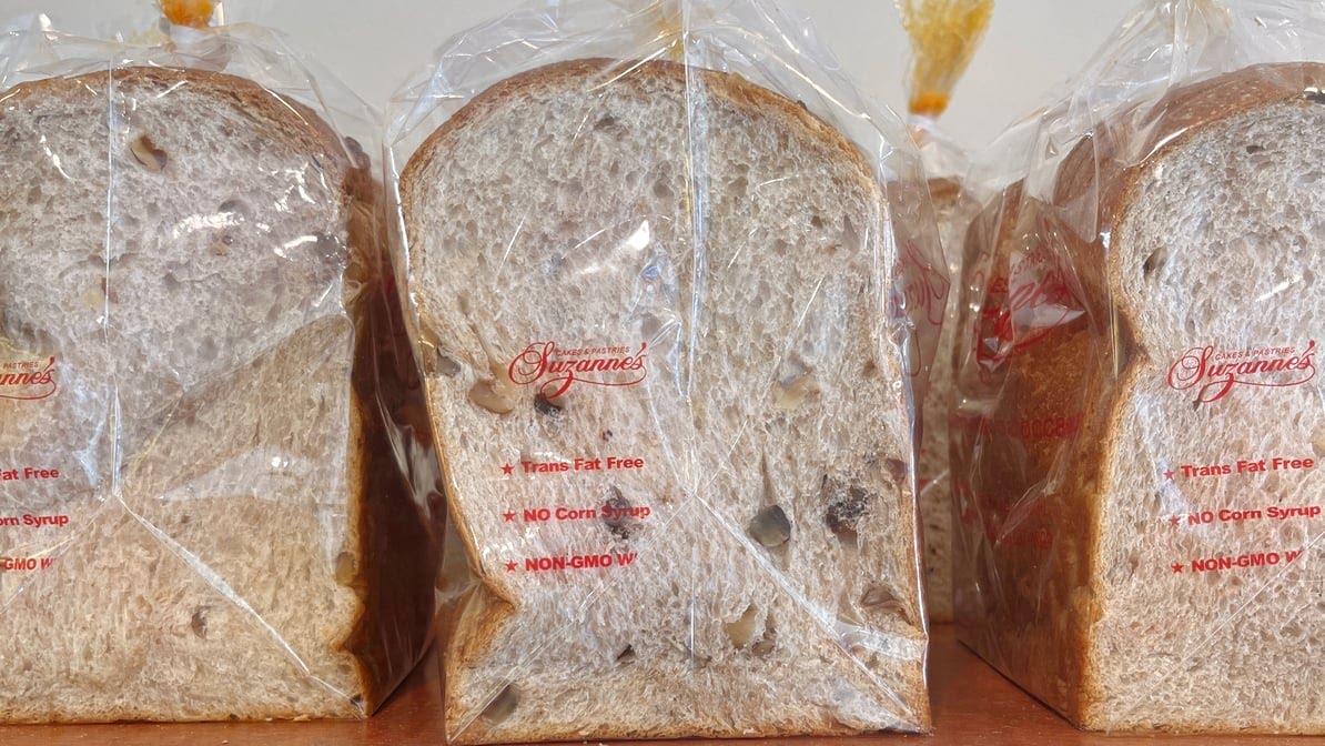 Suzanne's Cake & Pastry by null