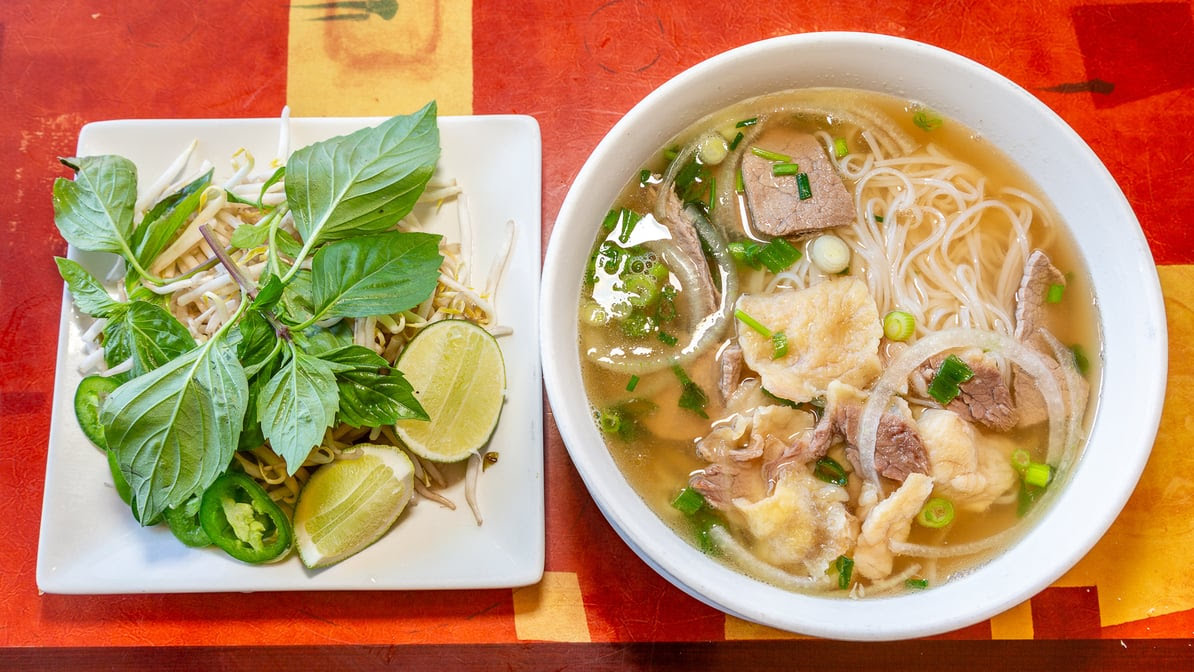 Pho Nom Nom by null