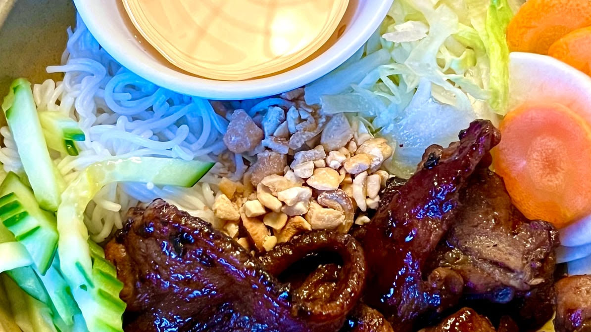 thơm® Portland by null