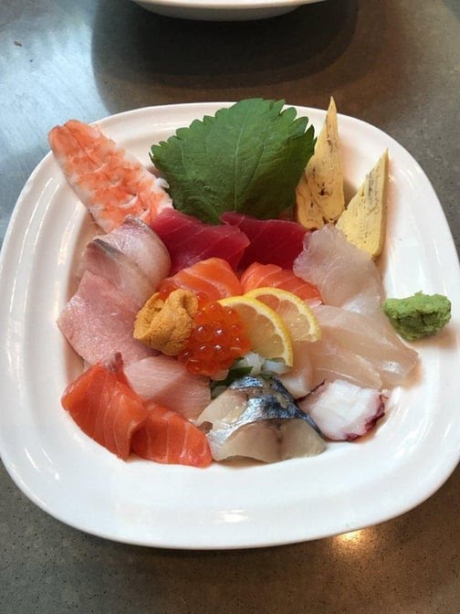 Taka Sushi Restaurant by null