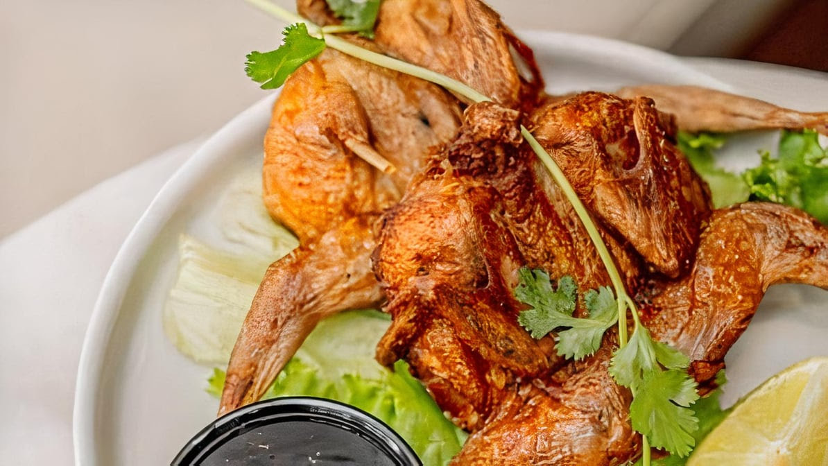 Saigon Alley Kitchen + Bar by null