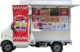 モリマンブリッジ|90's / mc Sister / モリマン Photography : 鶴見知大 Styling : 不明 Hair & Make-up : 西平  晃（Nishihira Akira） 90年代人気のあったモリマン 東京ではたまに年末にテレビに出るくらい📺  地元北海道では今でも活躍してるとかスナックをやってるとかの噂も聞く。 #90s ...